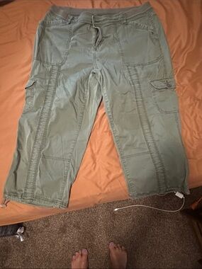 Style & Co. Women's  Sage Green Cargo Capris